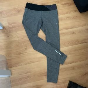 Nike leggings